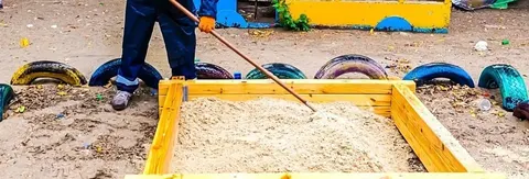У Миколаєві на дитячих майданчиках з'явилися 15 нових пісочниць