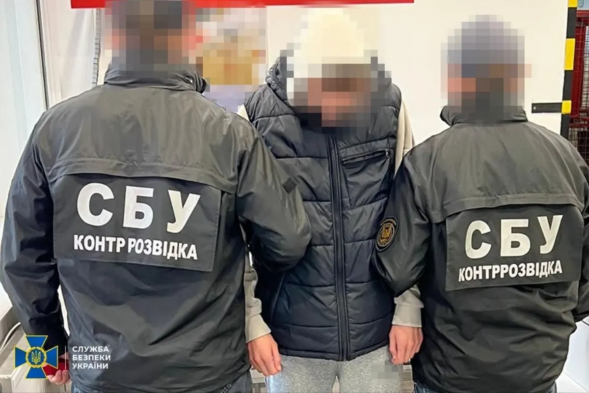 У Львові затримали двох чоловіків, які оформили на підставних осіб 14 терміналів Starlink для РФ
