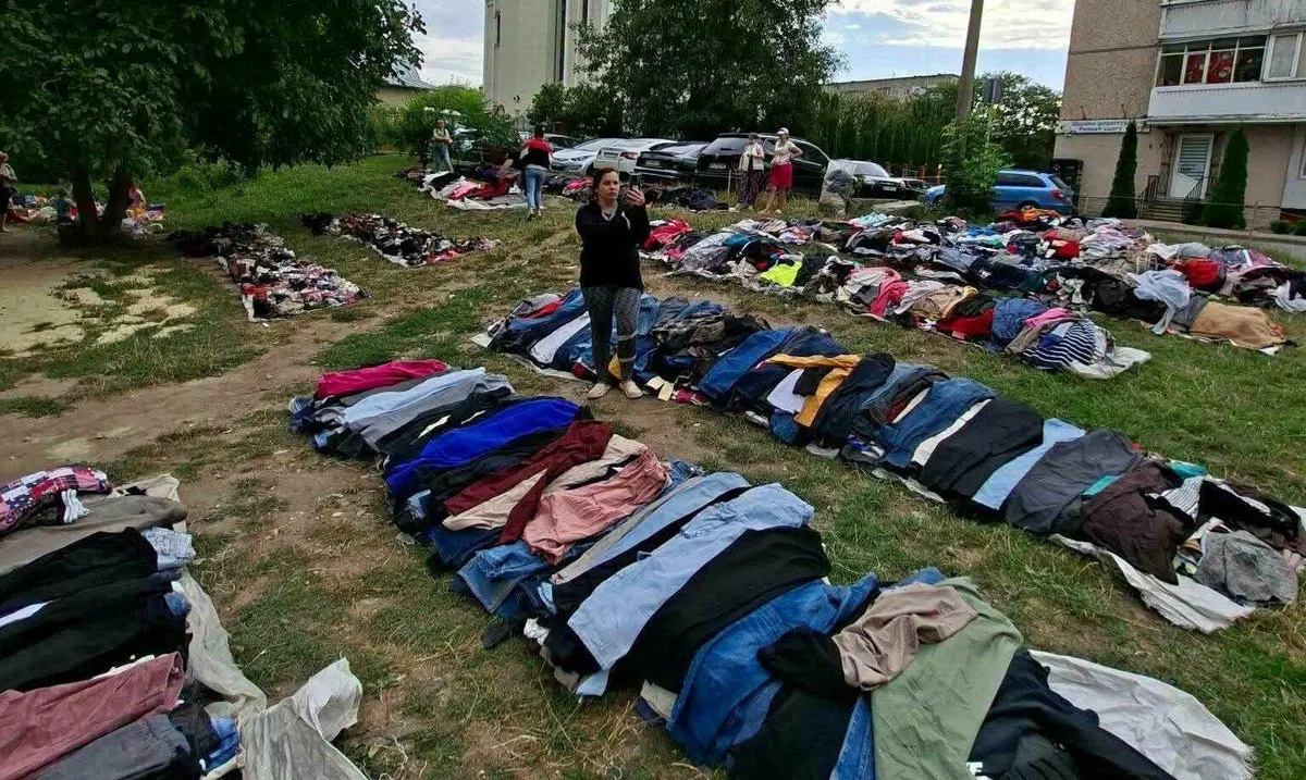 У Тернополі роздають безкоштовний одяг і посуд: куди йти по допомогу