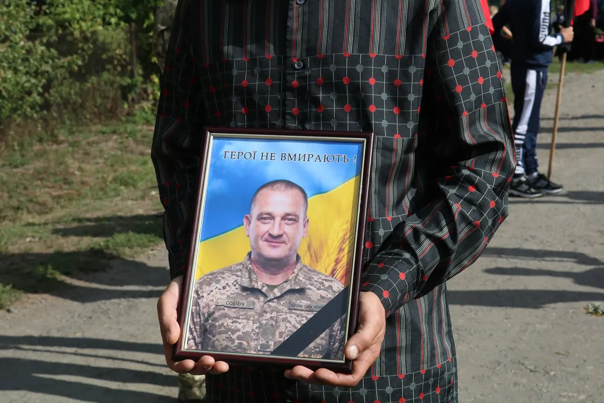 На Волині попрощалися з воїном Миколою Собчуком