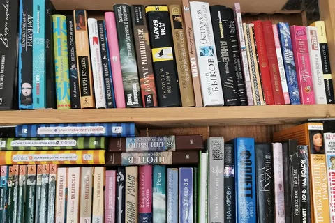Латвія заборонила ввезення книг і товарів із РФ та Білорусі