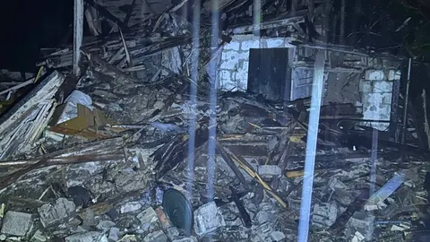 Ізюм після ударів: світло й воду обіцяють повертати поступово, але не сьогодні