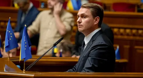 Справа Кравченка: що стоїть за інформаційною поразкою Зеленського
