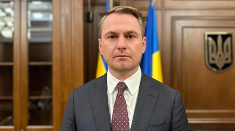 Кравченко йде з посади генпрокурора: заява про відставку