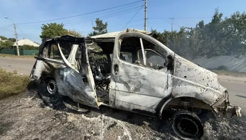Краматорськ: російський удар по цивільній автівці вбив двох людей