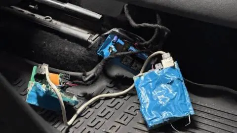 У службовому авто Садового знайшли «жучок»: мер Львова хоче розібратися