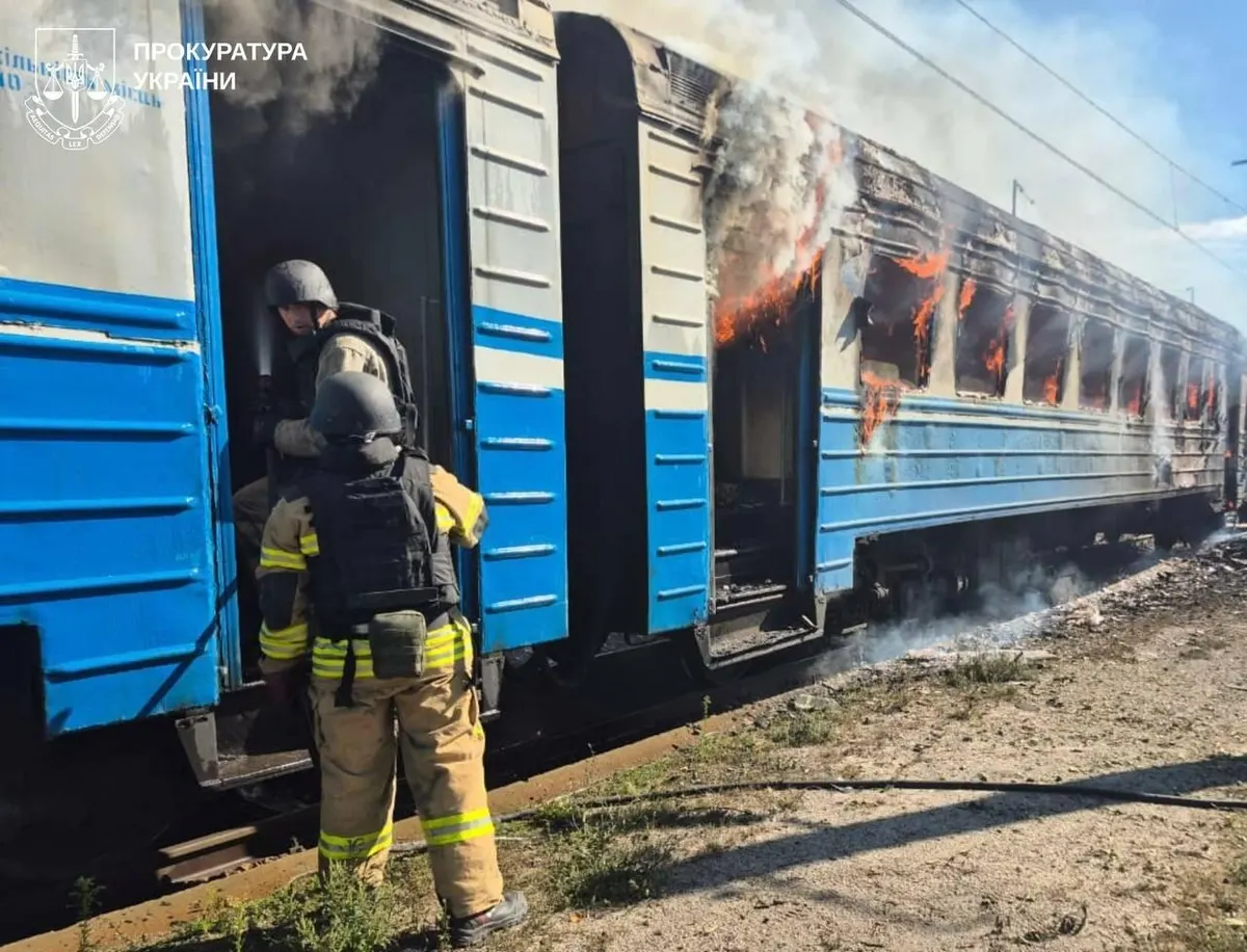 Атака дрона на потяг на Харківщині: загинув 30-річний чоловік, восьмеро поранені