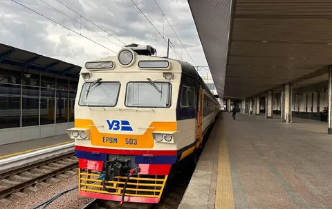Приміські електрички переходять на нові тарифи: від 30 до 150 гривень
