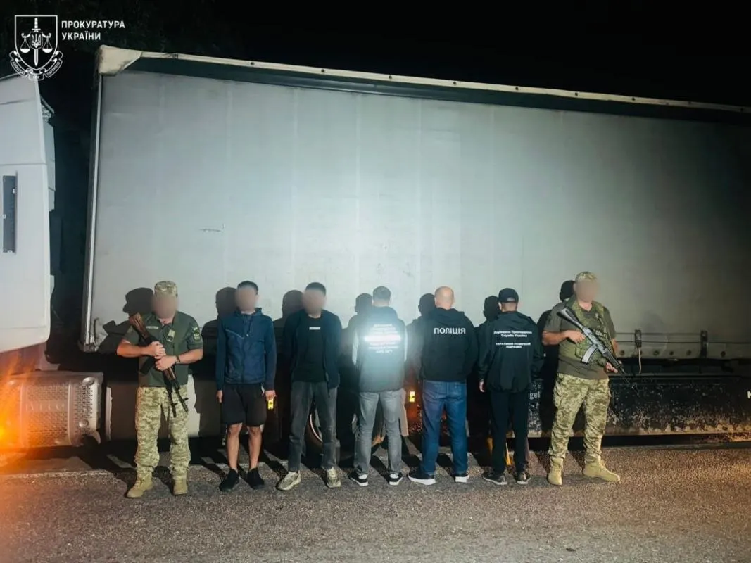 За $5 тисяч сховав чоловіка у напівпричепі: на Одещині судитимуть молдованина