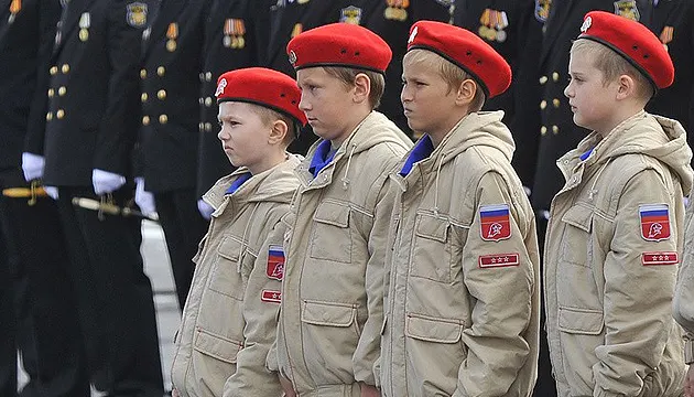 У Криму та Севастополі до «Юнармії» залучили 36 тисяч дітей