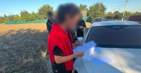 Знайомство в мережі та обіцянки заробітку: на Тернопільщині врятували матір двох дітей від вивезення