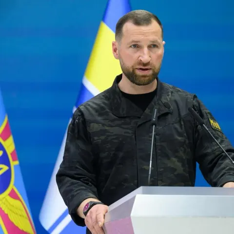 Хмара хоче зберегти команду Федорова і не виключає співпраці з ним