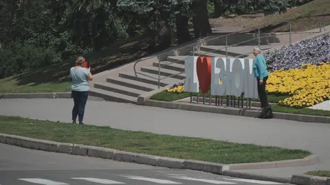 Ізюм під масованим ударом КАБ: двоє постраждалих, у місті немає світла й води