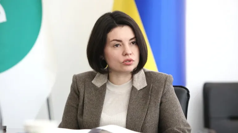 НАБУ обшукало ексочільницю податкової Карнаух — того ж дня, коли Кравченко виїхав з країни