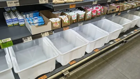 Миколаївці розбирають крупи та яйця: що відбувається на полицях супермаркетів