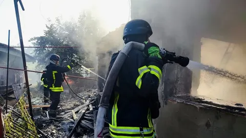 Понад 40 ударів за день: на Дніпропетровщині постраждали четверо людей