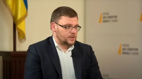 Кравченко виклав другу частину розслідування про директора НАБУ: йдеться про землю на Київщині