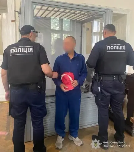 У Львові затримали 52-річного чоловіка, який поцупив гаманець із 12 тисячами