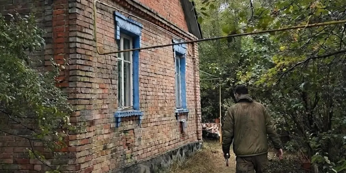Кияни купили сільську хату, а всередині — побут минулого століття
