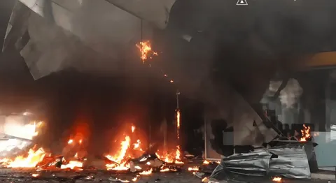 Ніч і ранок на Житомирщині: удари по підприємству, заправках і магазину, двоє загиблих