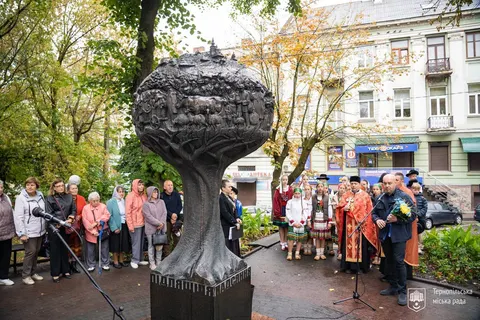 Тернопіль згадав депортованих українців: дім, який забрали, але не змогли відібрати