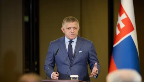 Фіцо про AfD: це суверенне рішення виборців, а не кінець демократії