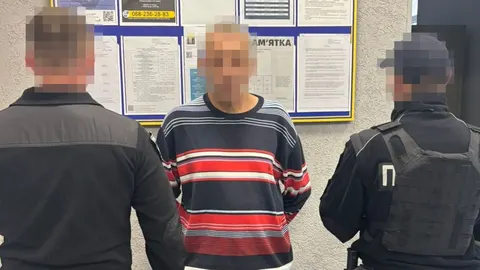 У Львові чоловік підозрюється у вбивстві колишньої дружини та сина: понад 120 ударів ножем