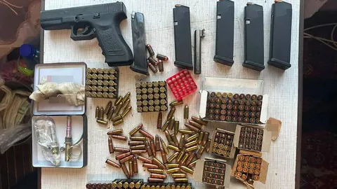 На Львівщині затримали ймовірного організатора угруповання, яке торгувало кокаїном і зброєю