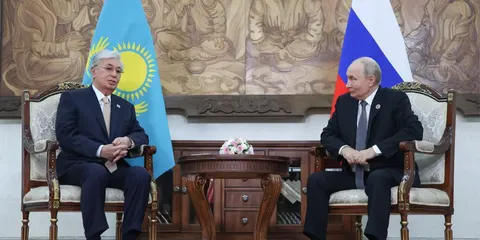 Казахстан закручує гайки: росіянам — платні дозволи на в'їзд