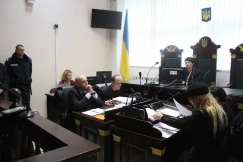 Аптечна мережа «ЗІ» позивається до Львівської облради через 11 мільйонів за ремонт