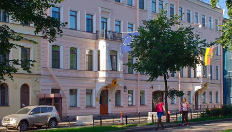 Москва закриває генконсульство Німеччини в Пітері