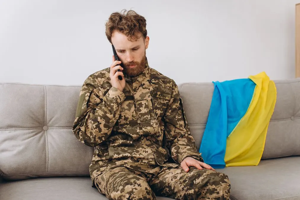 Червона стрічка в Армія+: як фіксують відсутність бійця на службі