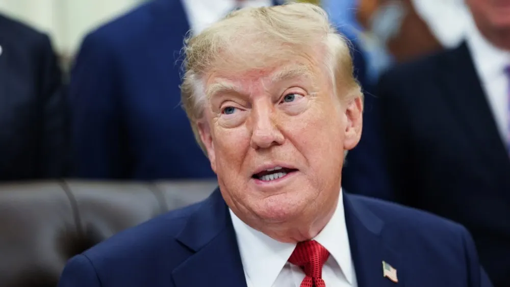Трамп: Росія вже атакує союзників України