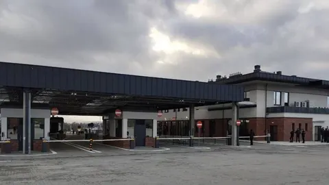 Прикордонники пояснили, що відбувається на пунктах пропуску під час тривоги