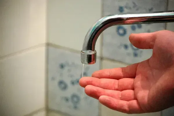 Бартатів залишився без води через прорив водопроводу