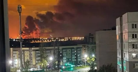 Вибухи в Ростові та Ярославлі: дрони дісталися аеродрому й НПЗ