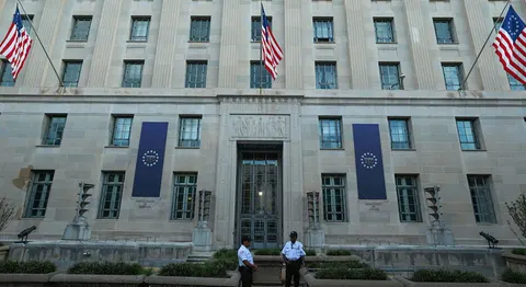 США викрили мережу російських агентів: готували вбивства у США та Європі