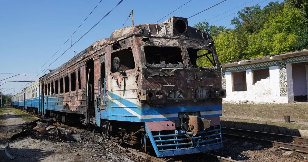 Росія полює на українські поїзди: понад 500 локомотивів втрачено, більшість — за останні місяці