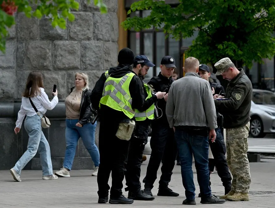 Постановка на облік у чужому ТЦК може позбавити відстрочки — адвокат