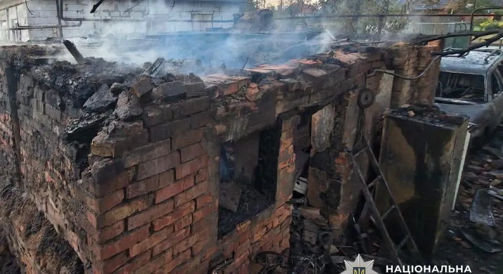 Майже 70 ударів за добу: Нікопольщина знову під ворожим вогнем, троє поранених