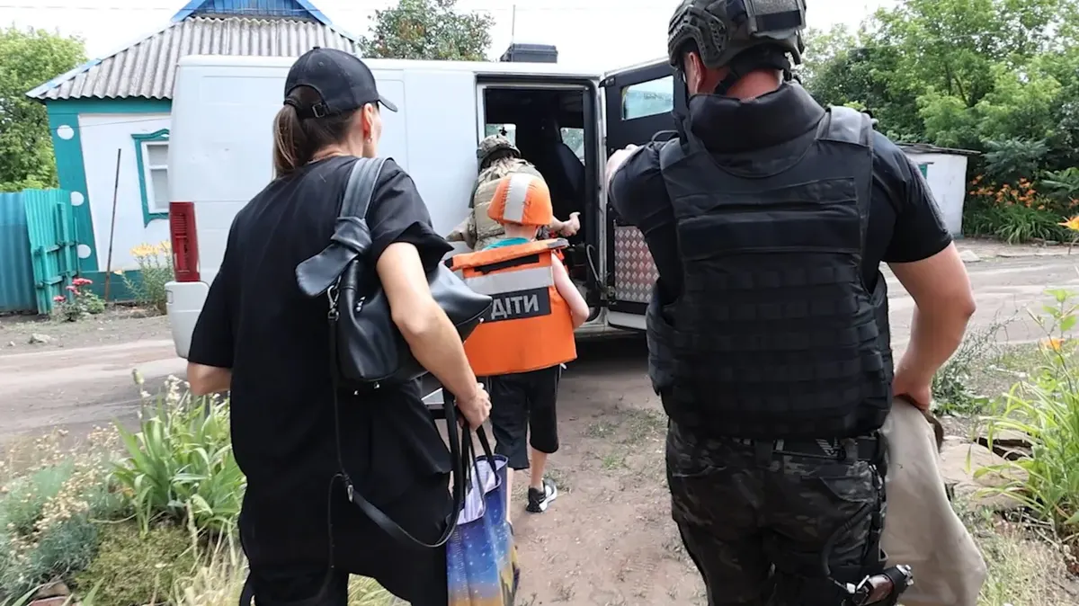 На Донеччині розширили примусову евакуацію дітей: кого це стосується