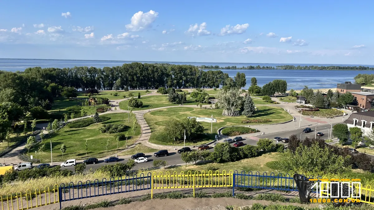 У Черкасах може бути на 10 градусів спекотніше, ніж за містом
