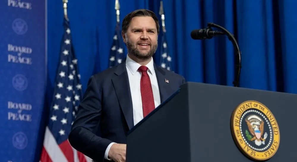 Венс: війна США з Іраном входить у нову фазу