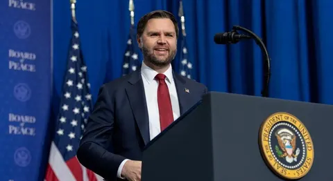 Венс: війна США з Іраном входить у нову фазу