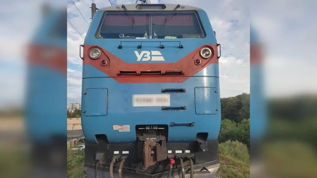 У Львові вантажний потяг травмував 21-річного мешканця Івано-Франківщини
