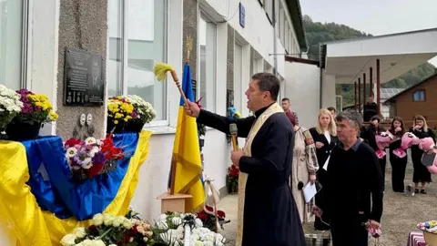 На Івано-Франківщині відкрили дошку поліцейському Євгену Рубаняку, який загинув на Донеччині