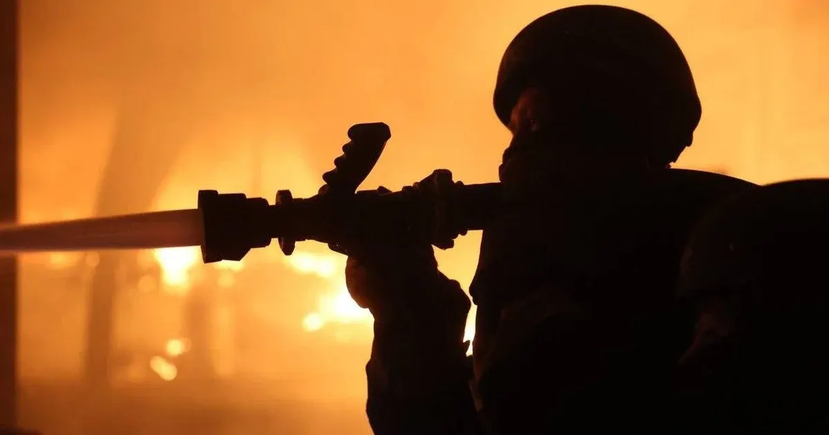 Росіяни вдарили по торговому центру в Харкові — мер і ОВА про наслідки