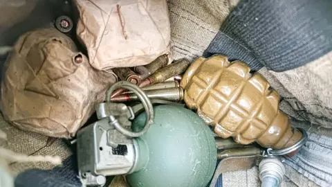 У жителя Рівненщини знайшли арсенал із 566 патронів та наркотики