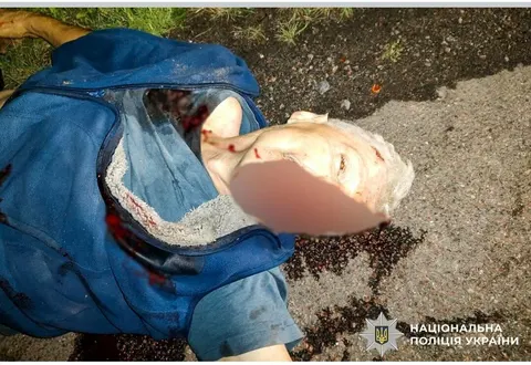 Вантажівка на смерть збила 68-річного пішохода на трасі Київ — Чоп