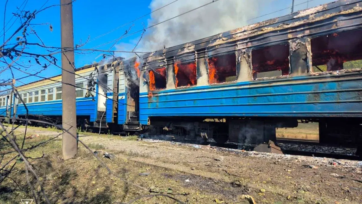 Атака дрона на електричку в Харківській області: одна людина загинула, восьмеро поранених